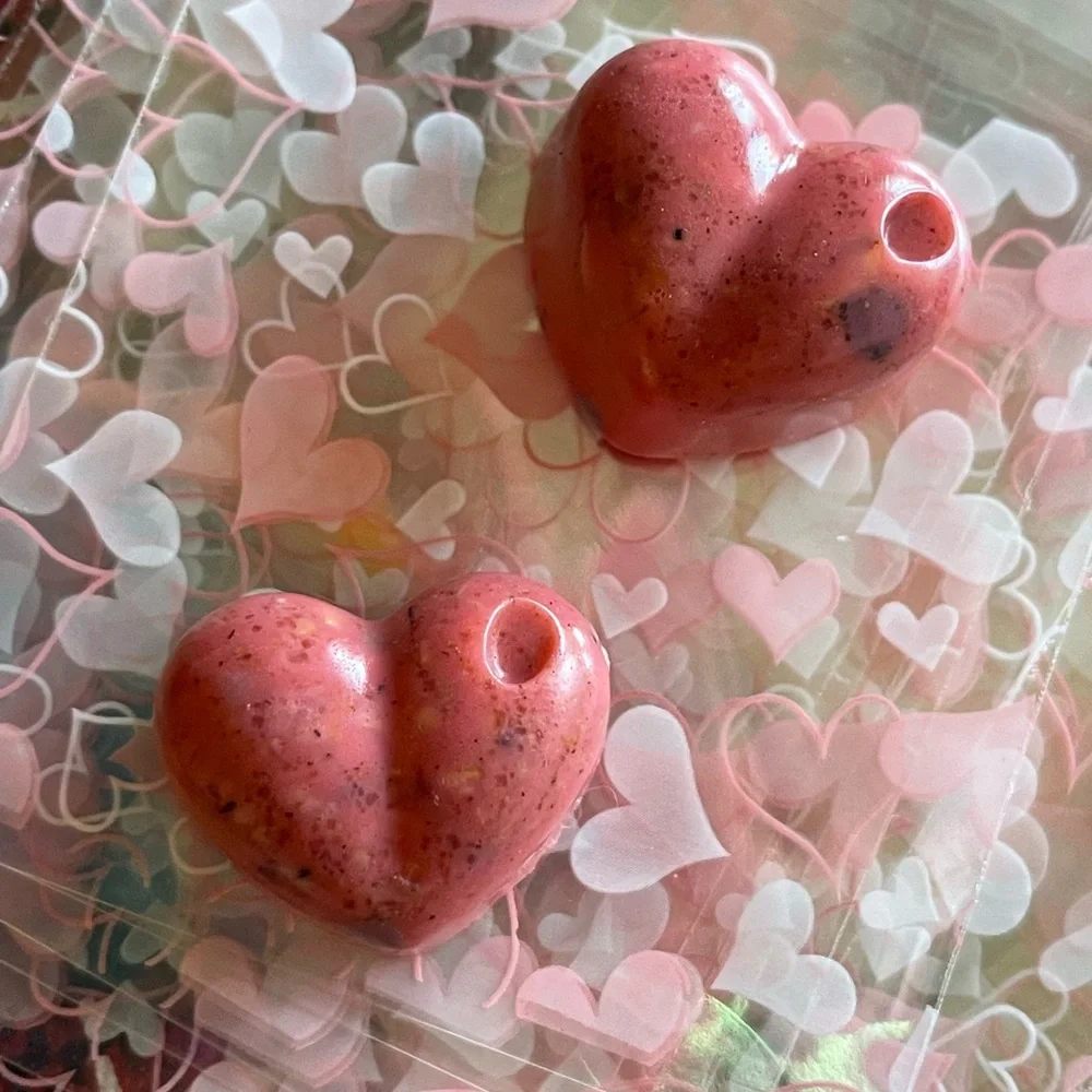 VintageBitch Gifts - Strawberry Champagne Organic Oatmeal Mini Soaps